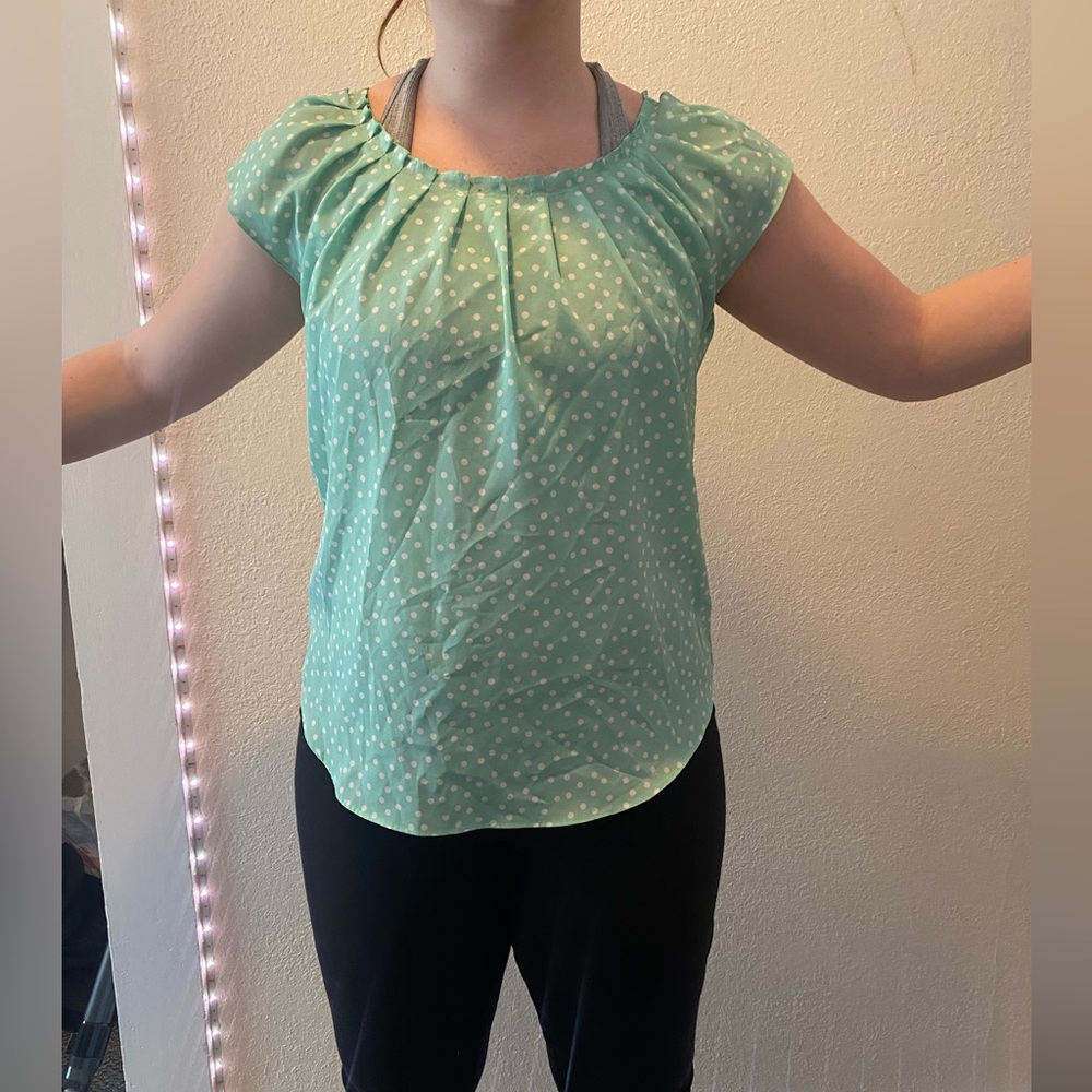 LC Lauren Conrad short sleeve blouse